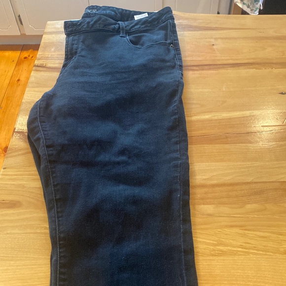 Old navy black jeans - Picture 1 of 3